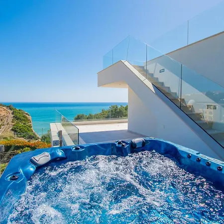 Centeanes - Luxury *