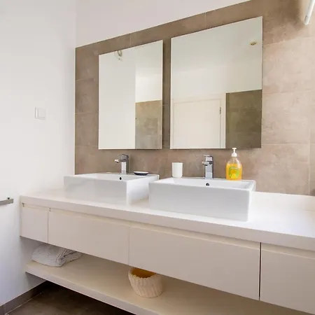 Centeanes - Luxury Villa *