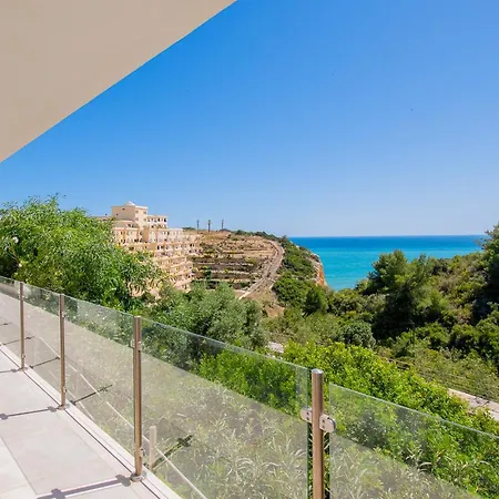Villa Centeanes - Luxury *